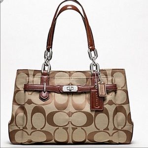 Coach F17806- Chelsea Signature Jayden Carryall